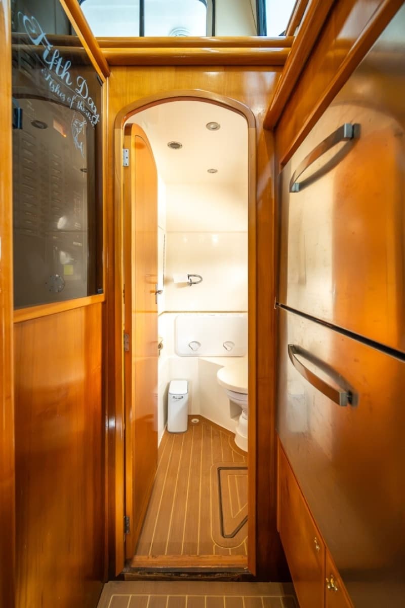 2000 Venturer 44 Catamaran/Sportfish - Photo 32