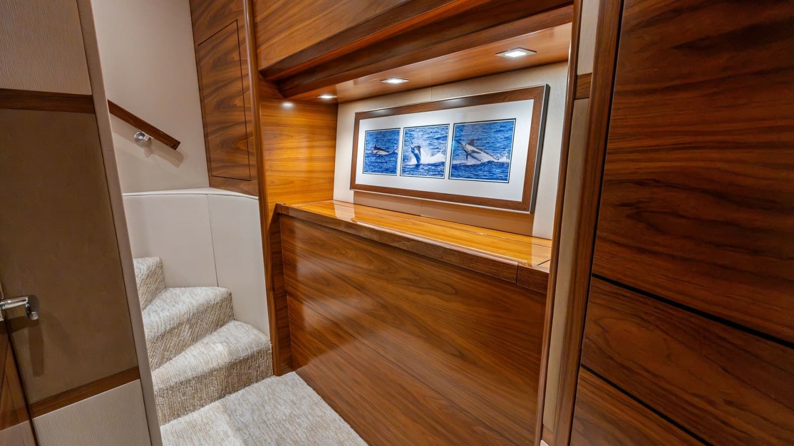 2024 Viking 68 Convertible - Photo 16