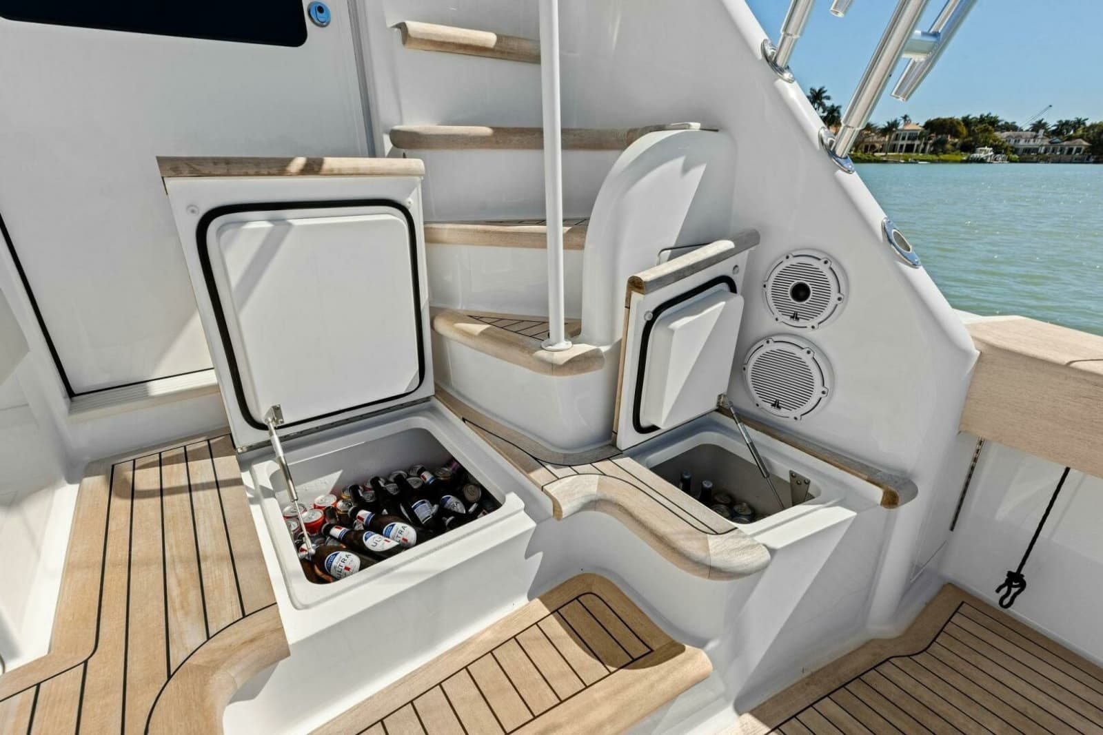 2023 Viking 54 Convertible - Photo 111