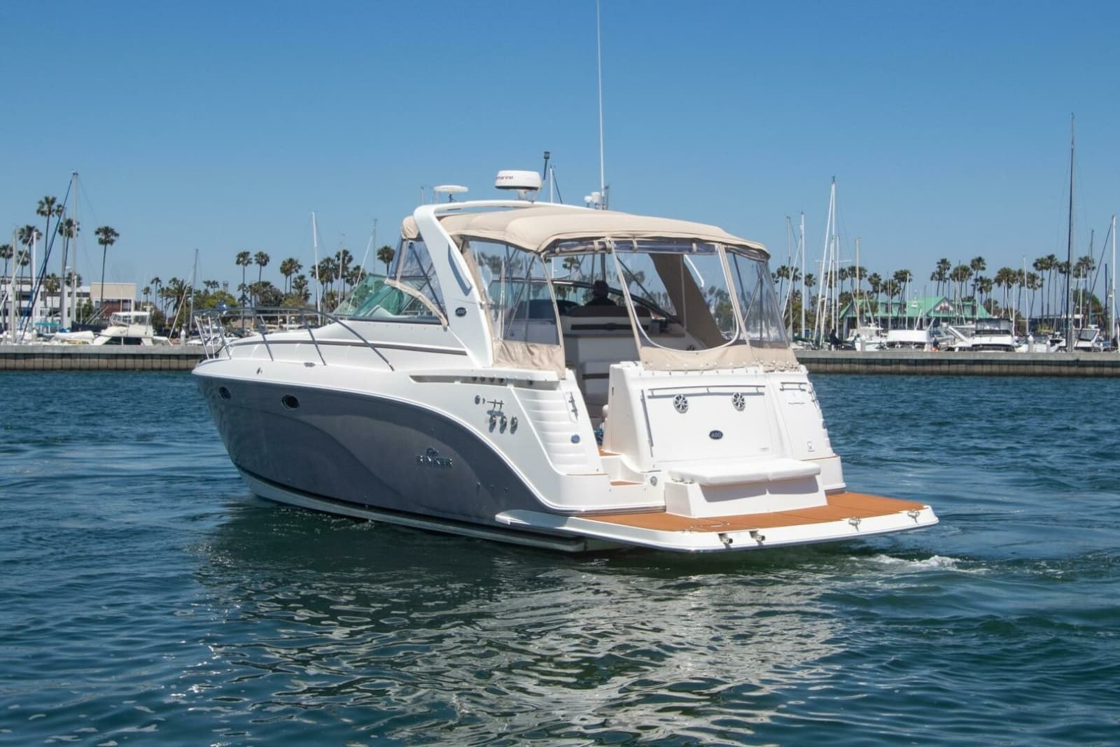 2008 Rinker 40 Express Cruiser - Photo 23