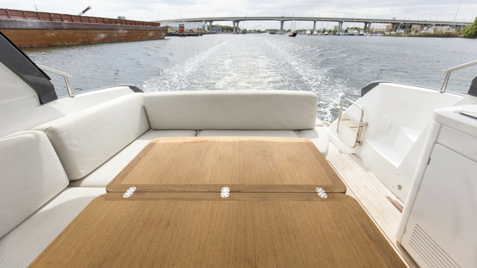 2022 Beneteau 41 Grand Turismo - Photo 27
