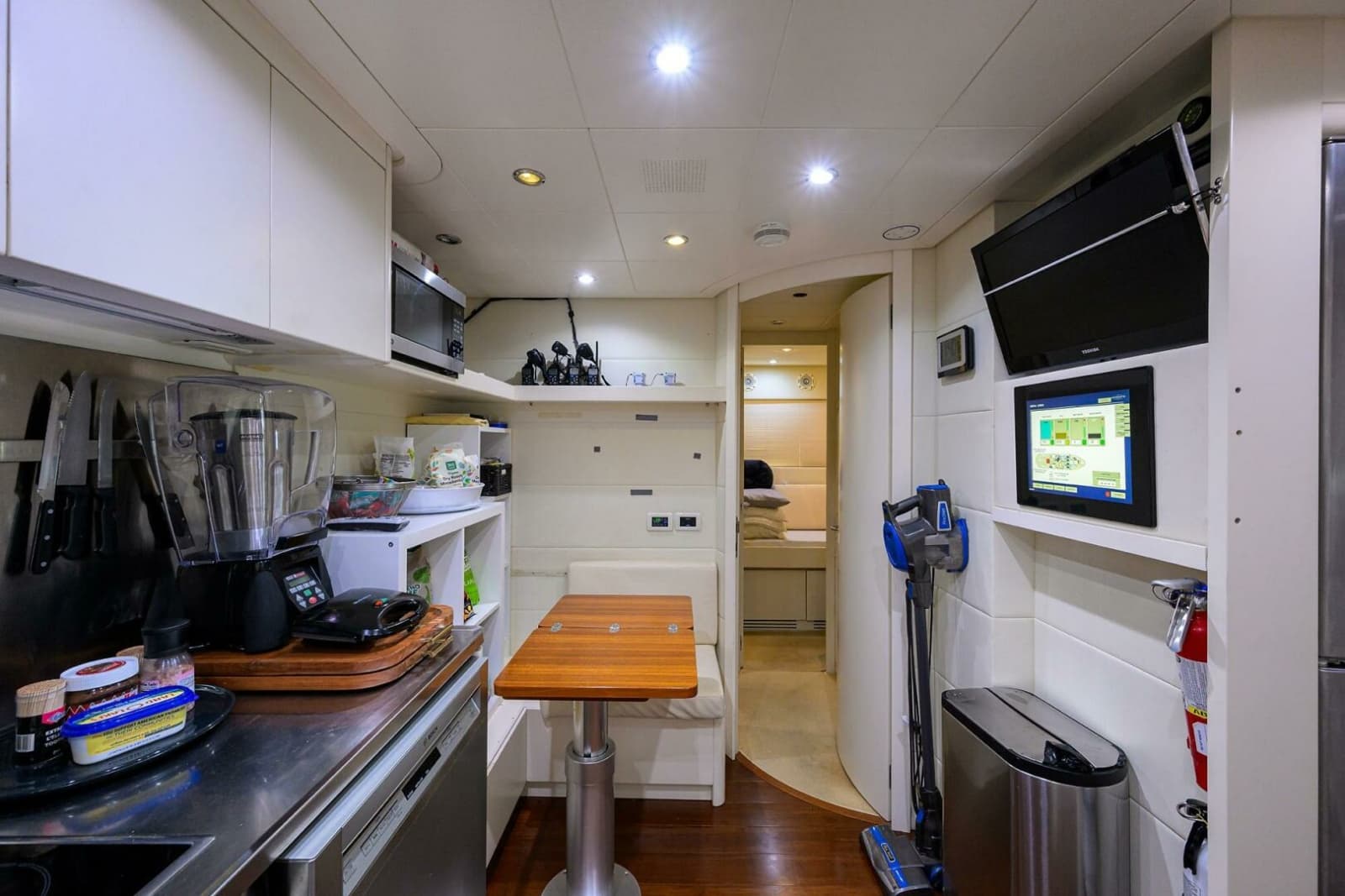 2009 Pershing 90 Express - Photo 20