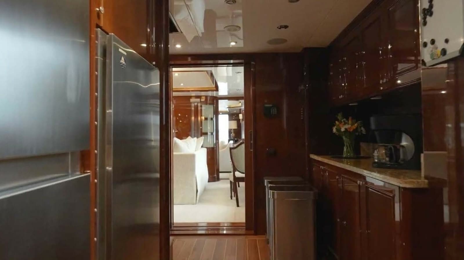 2004 Benetti 145 Vision - Photo 15