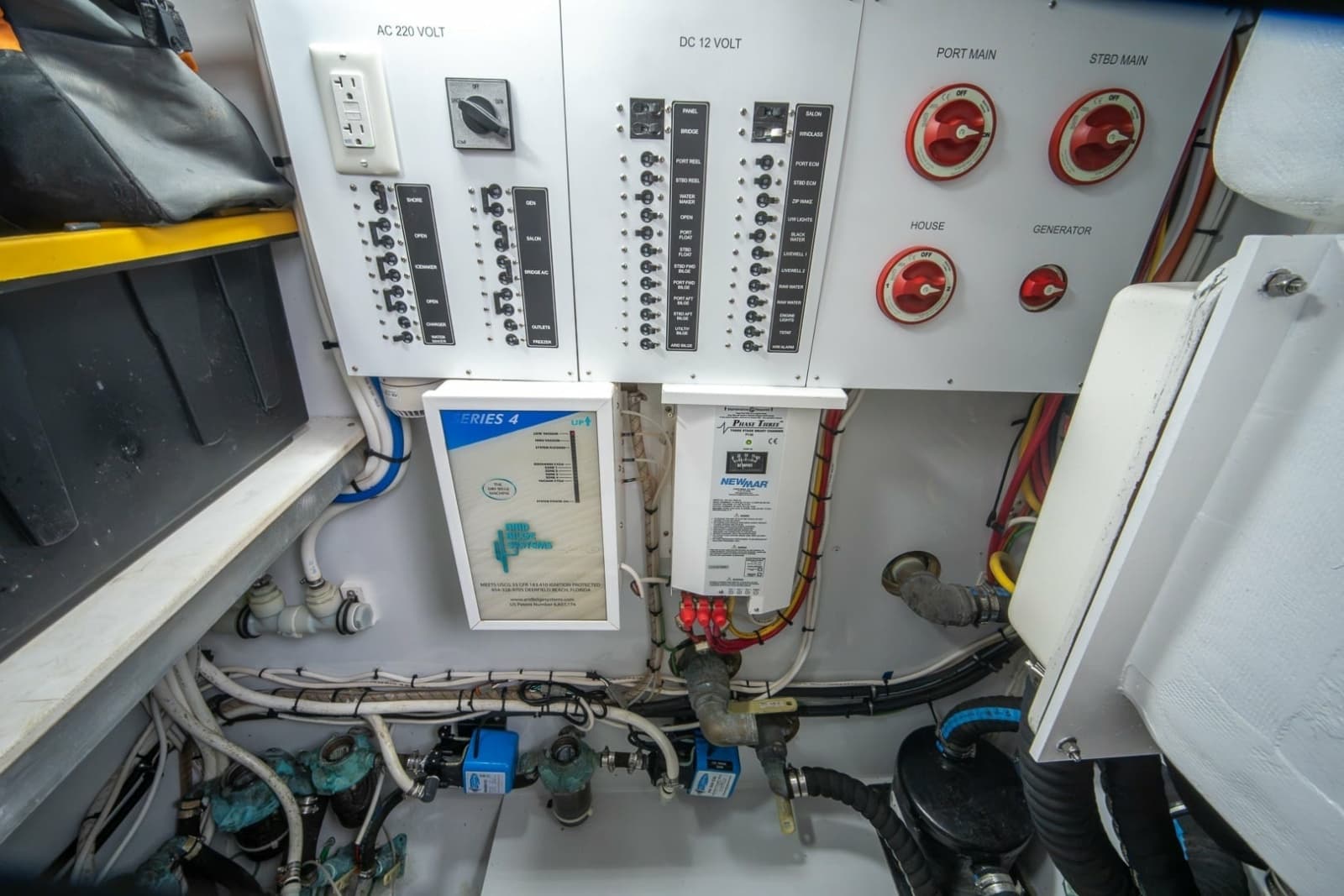 2000 Venturer 44 Catamaran/Sportfish - Photo 94