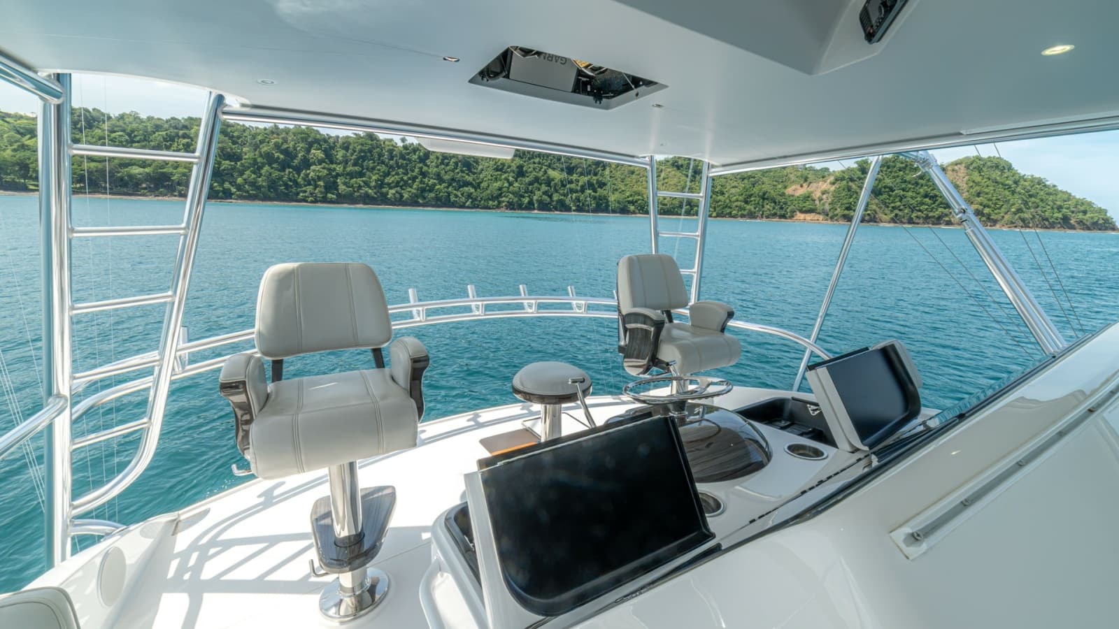2024 Viking 64 Convertible - Photo 55