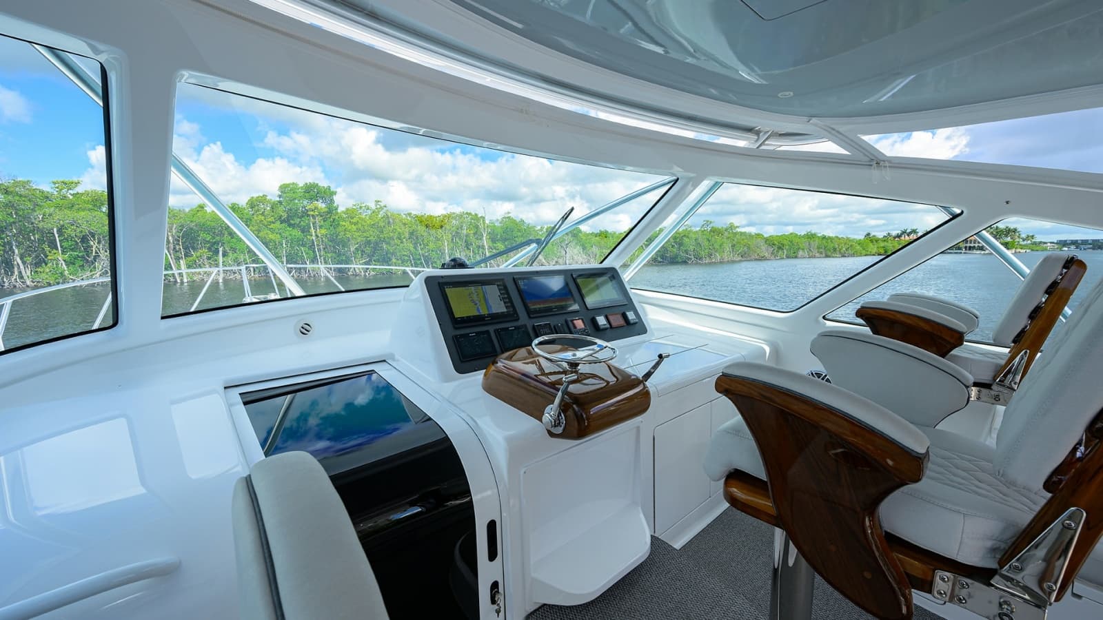 2022 Viking 44 Open - Photo 2