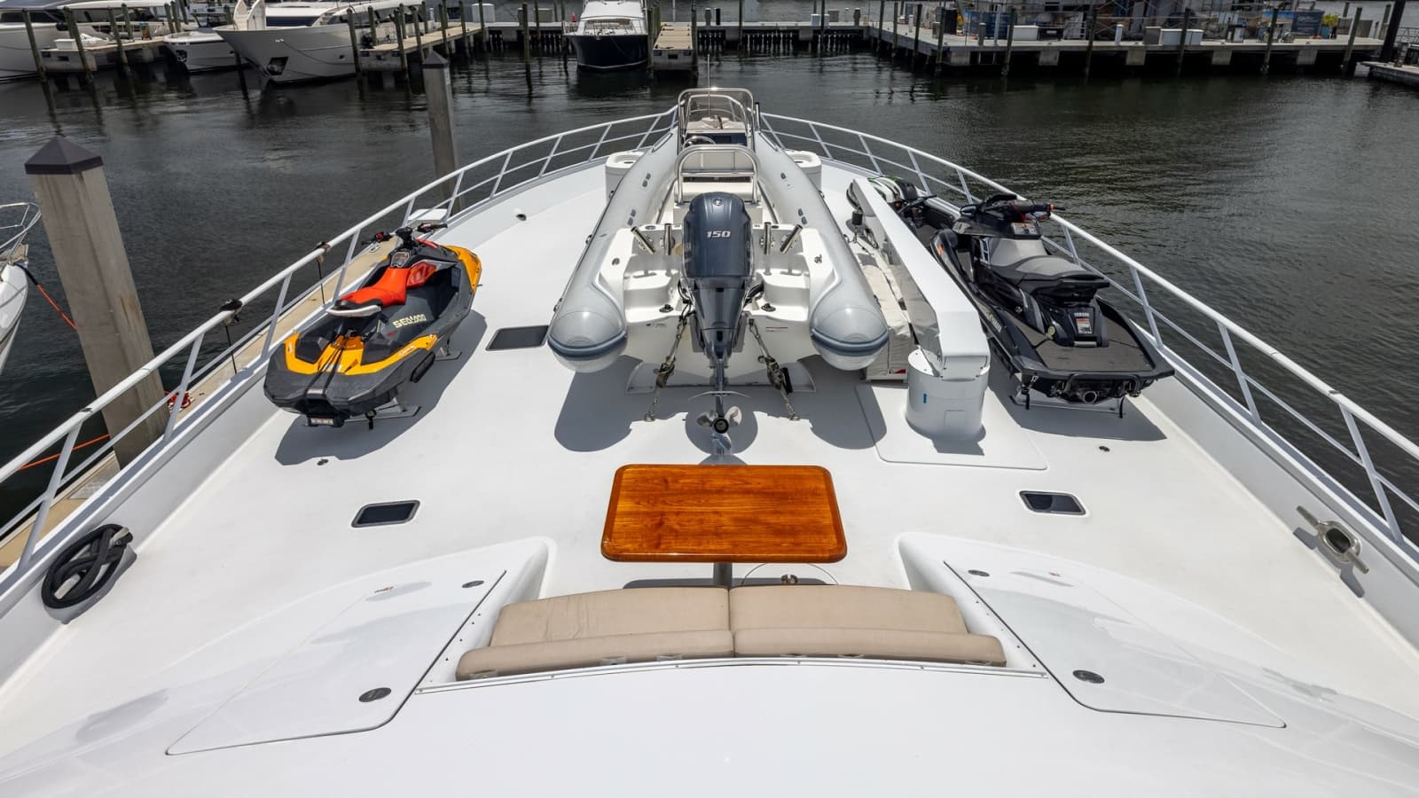 1998 Trinity Yachts 144  - Photo 24