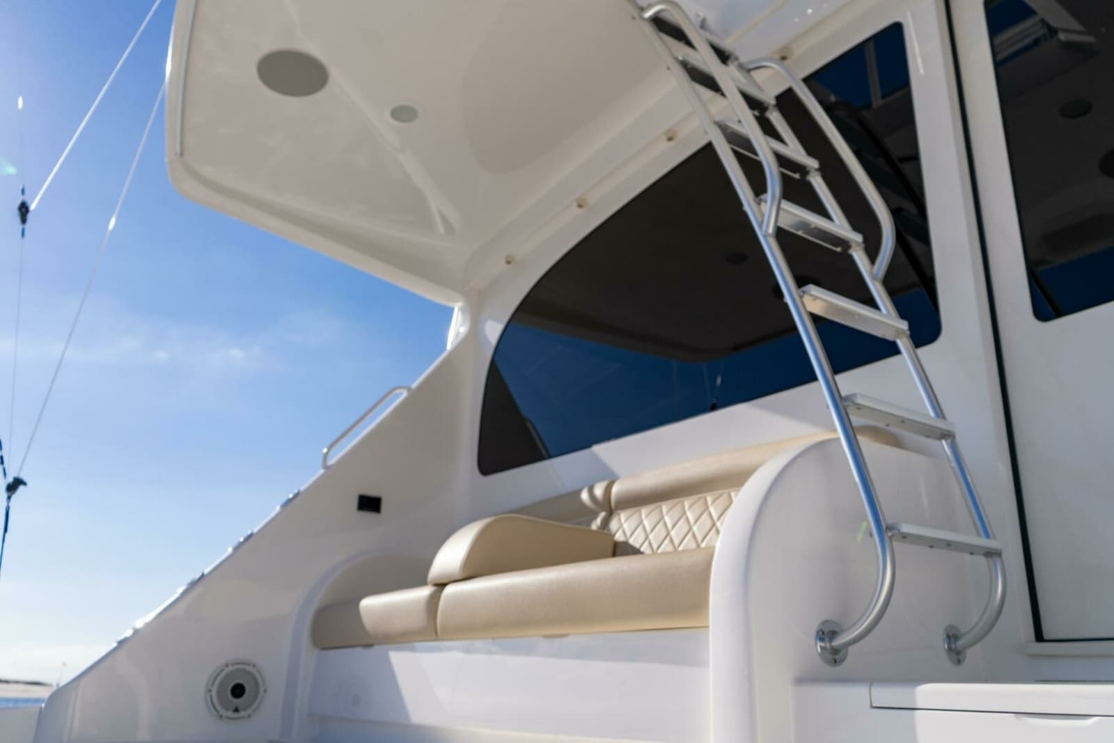 2021 Viking 72 Enclosed Bridge - Photo 35