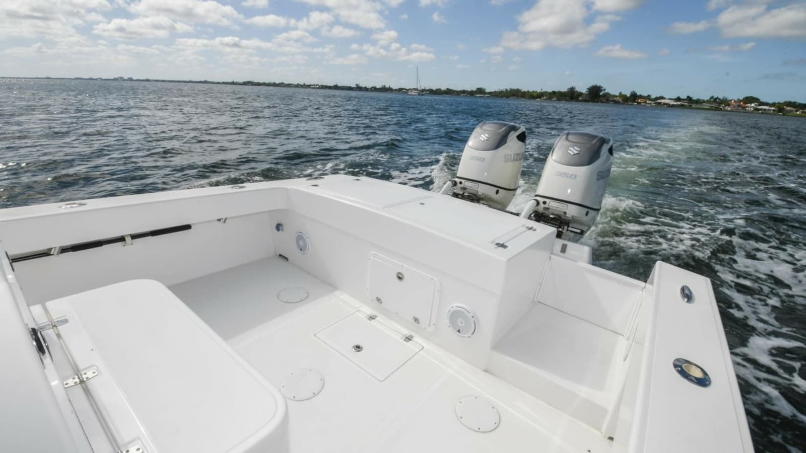 2019 Ocean Master 336 Center Console - Photo 4