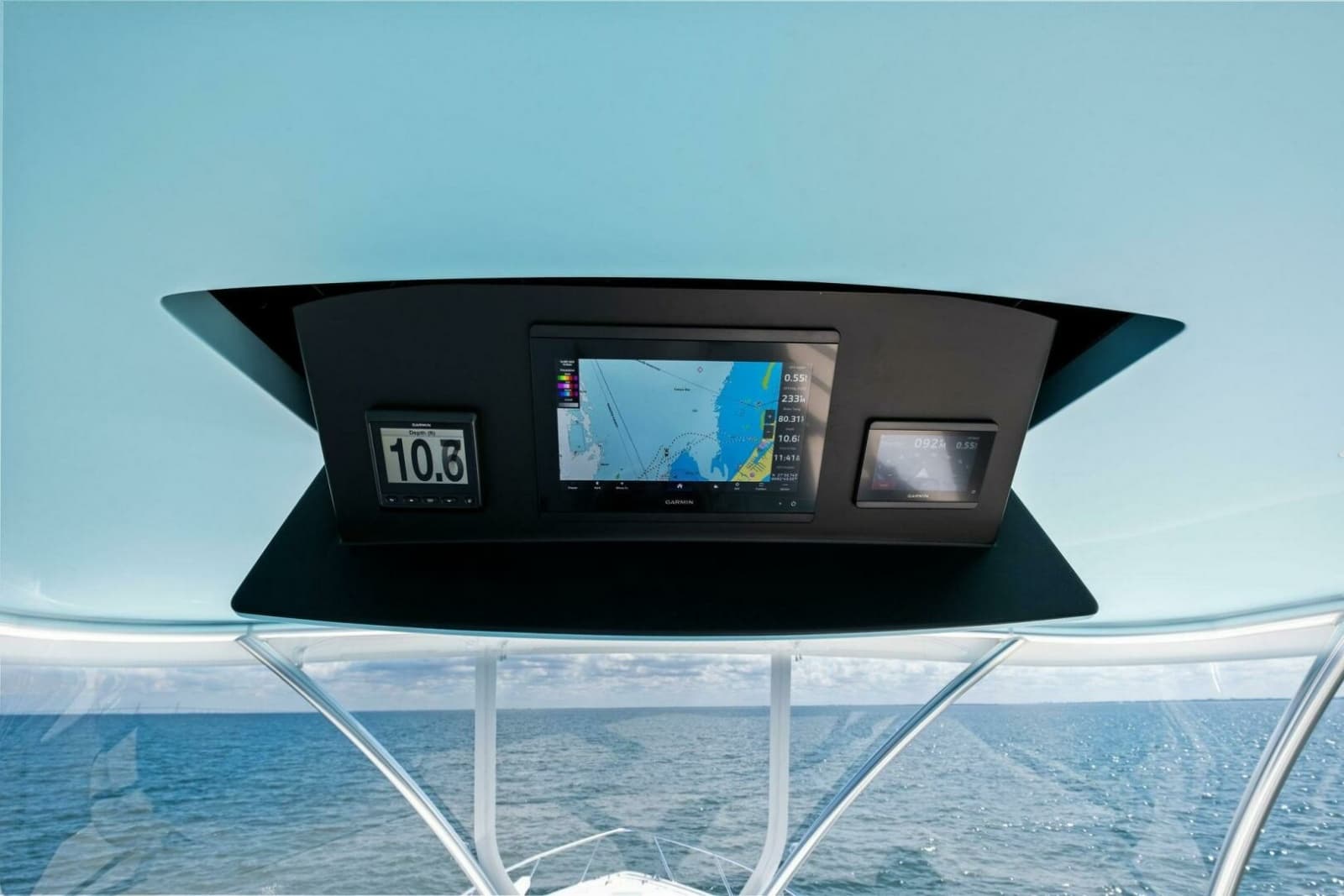 2025 Viking 58 Convertible - Photo 36