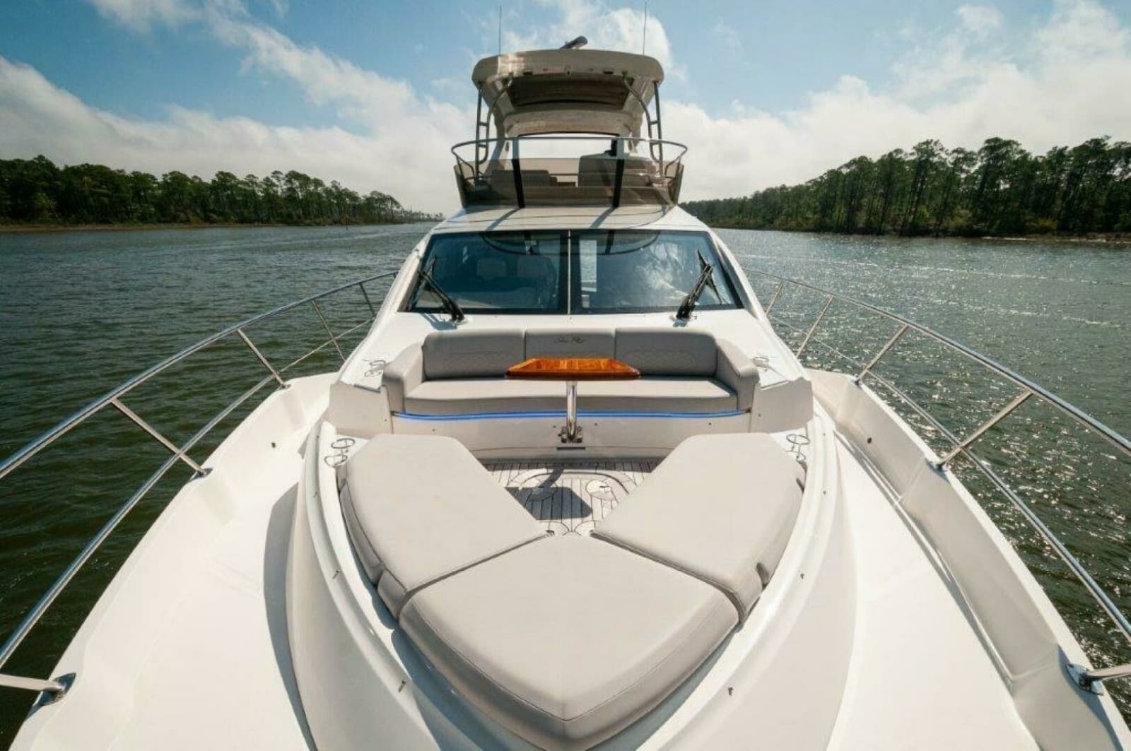 2018 Sea Ray L550 Flybridge - Photo 33