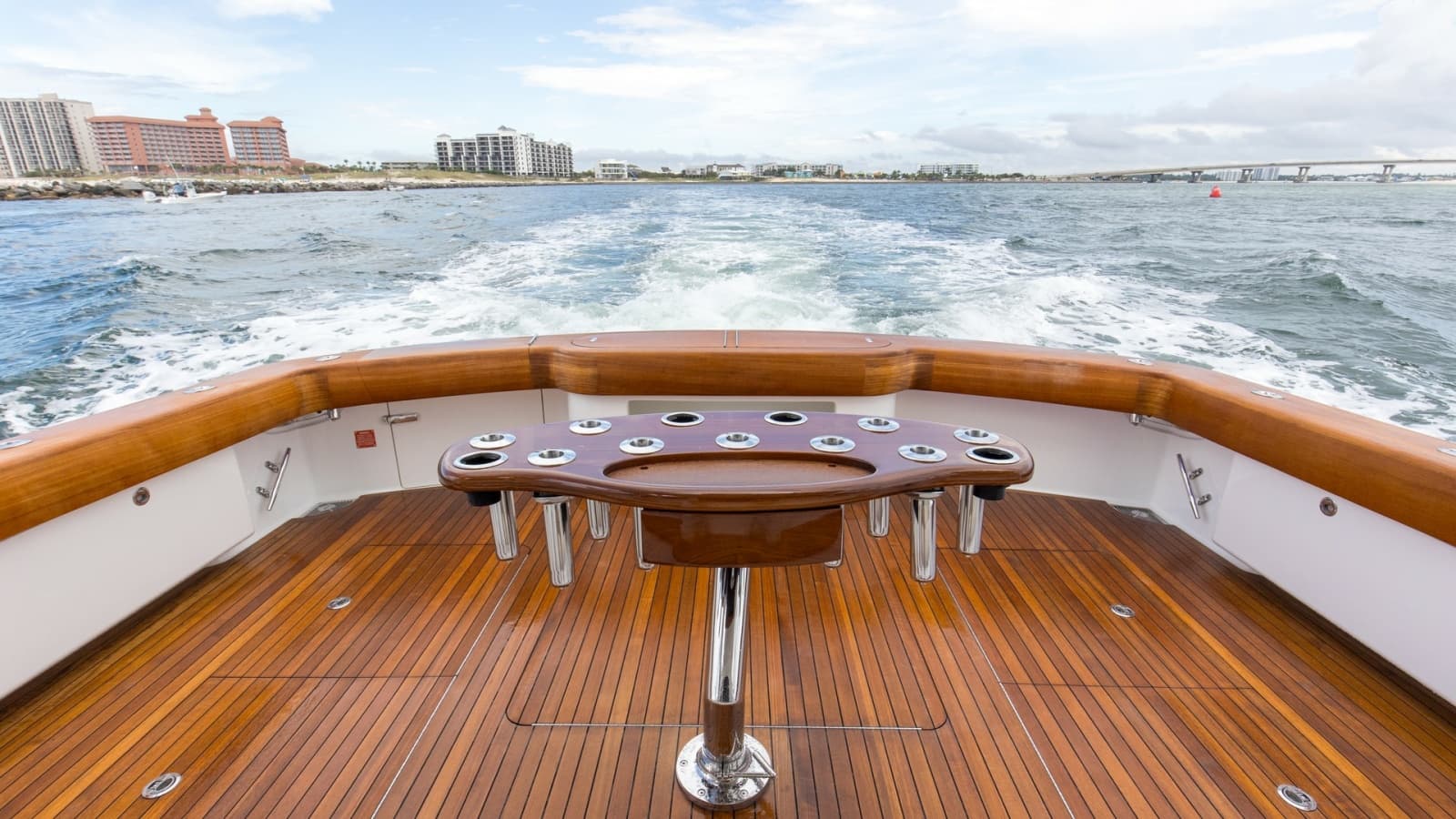 2022 Viking 58 Convertible - Photo 39