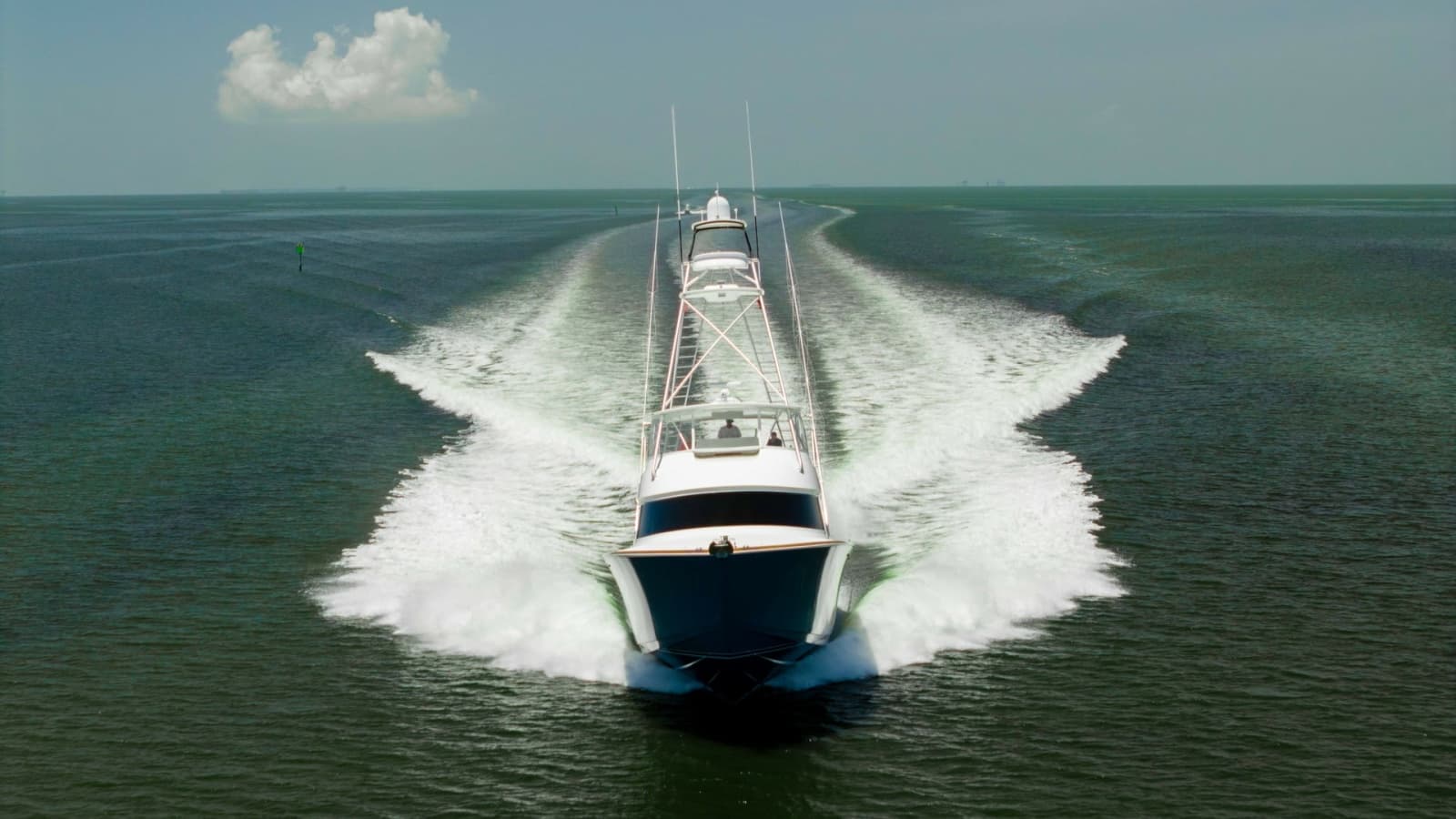 2016 Viking 80 Convertible - Photo 68