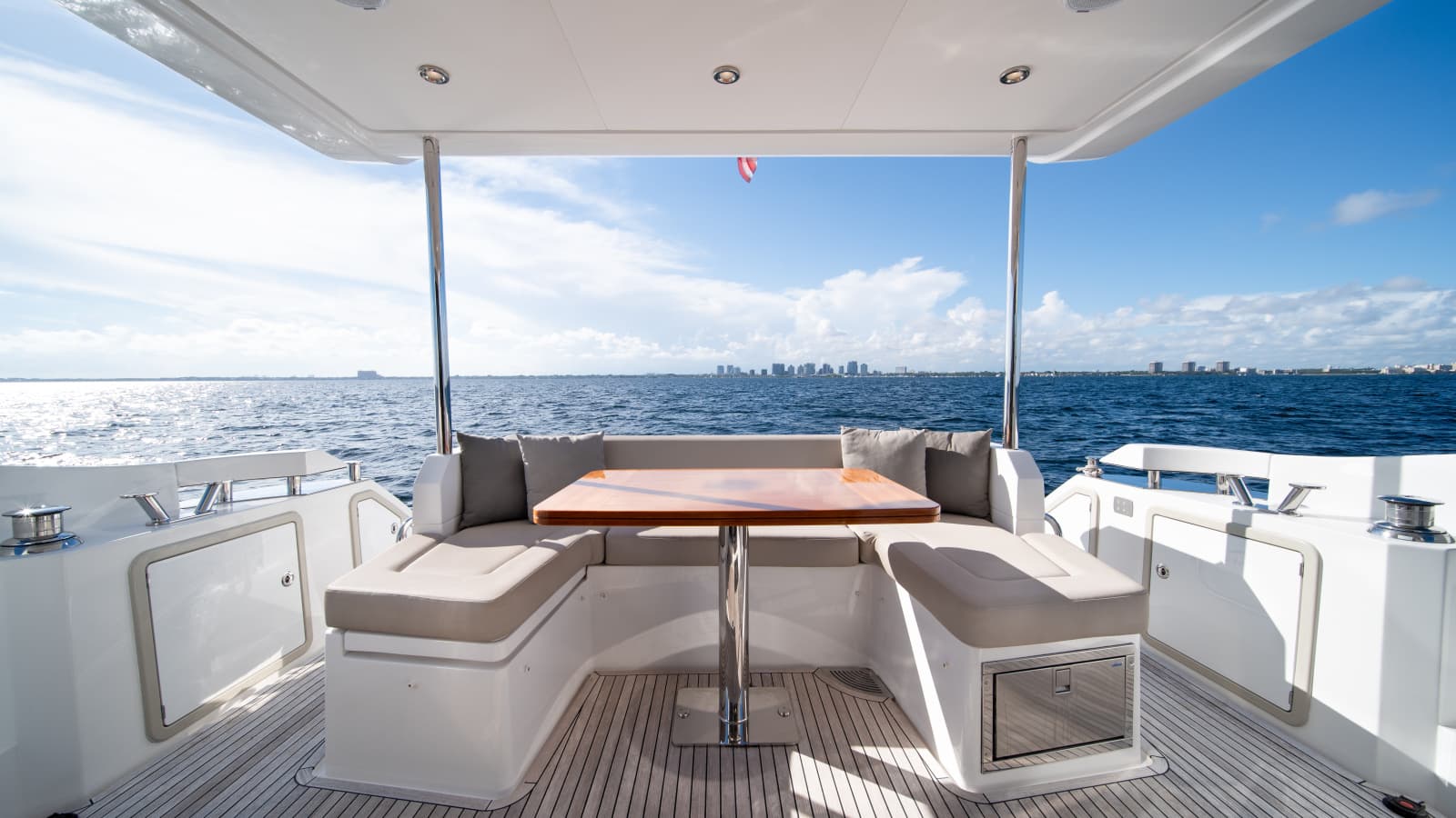 2020 Azimut 50 Flybridge - Photo 15