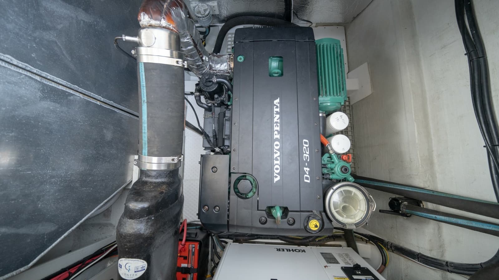 2021 Aquila 44 Motor Yacht - Photo 50