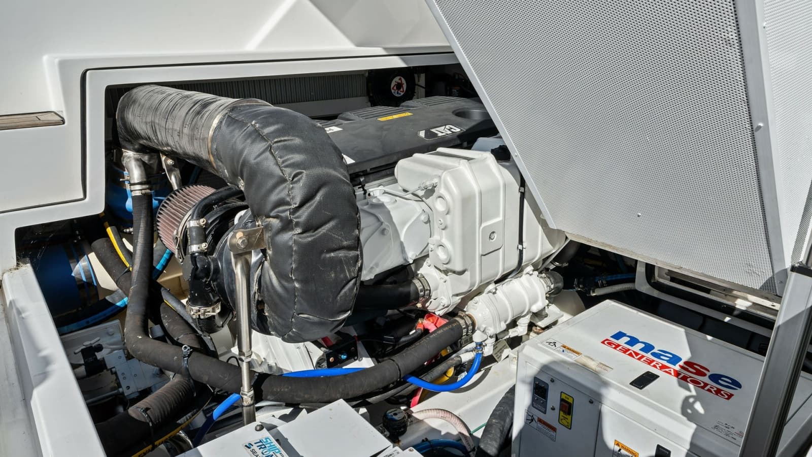 2019 Bertram 35 Flybridge - Photo 46