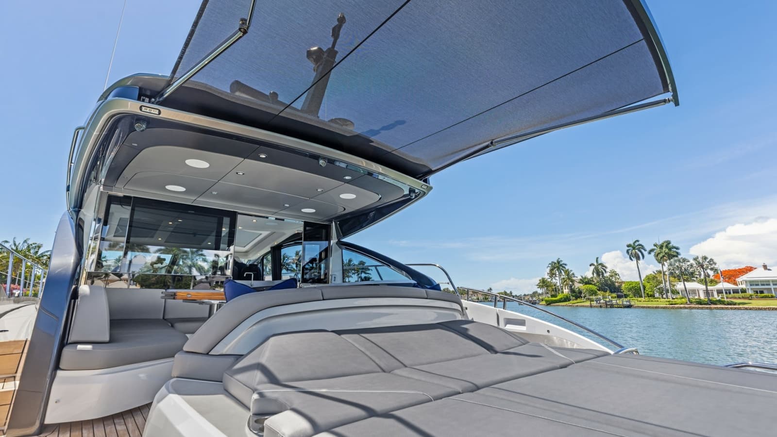 2026 Princess V55 - Photo 41