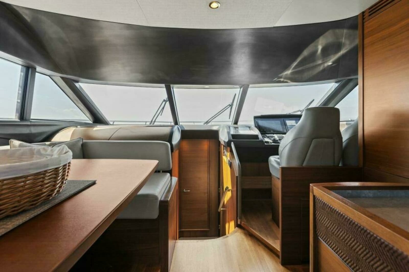 2016 Princess 60 Flybridge - Photo 25