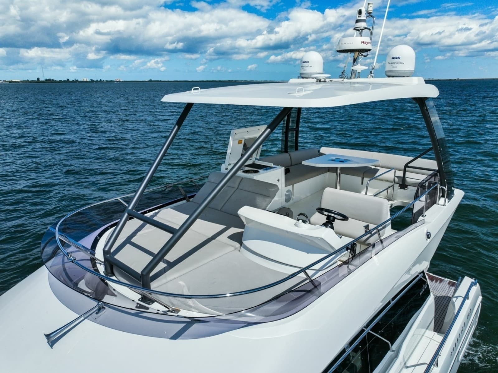 2020 Prestige 460 Flybridge - Photo 11