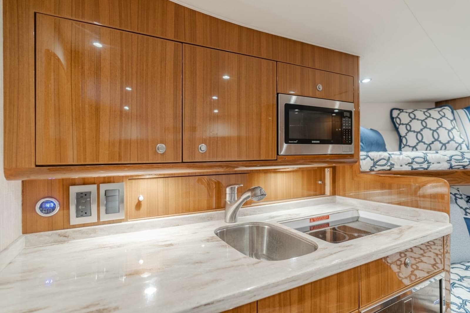 2022 Viking 38 Open Billfish - Photo 3