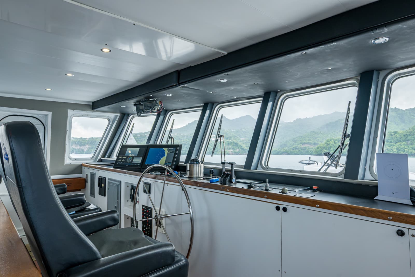 2013 Ocean Voyager 95 Expedition - Photo 40