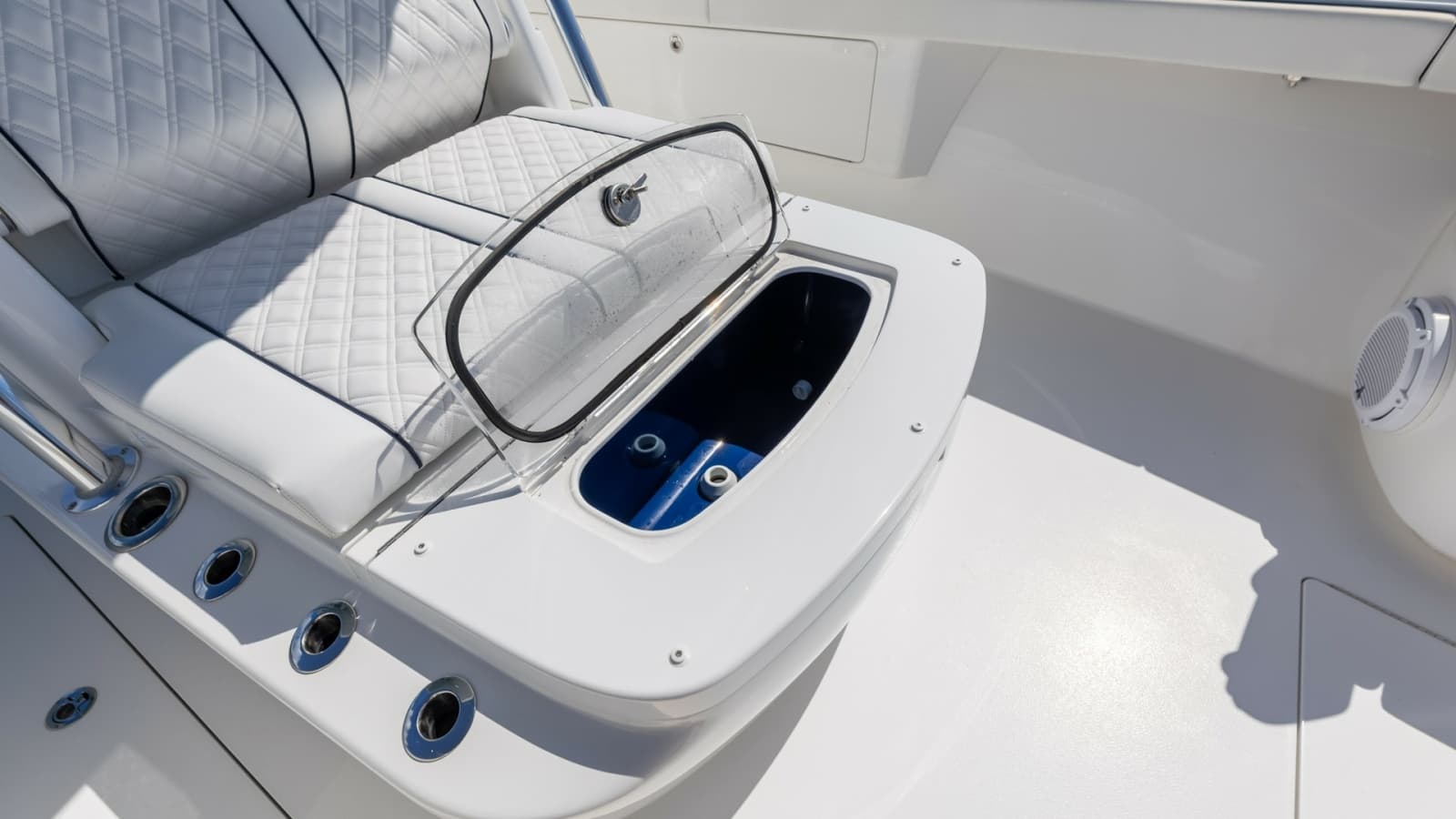 2025 Valhalla Boatworks V-41 Center Console - Photo 33