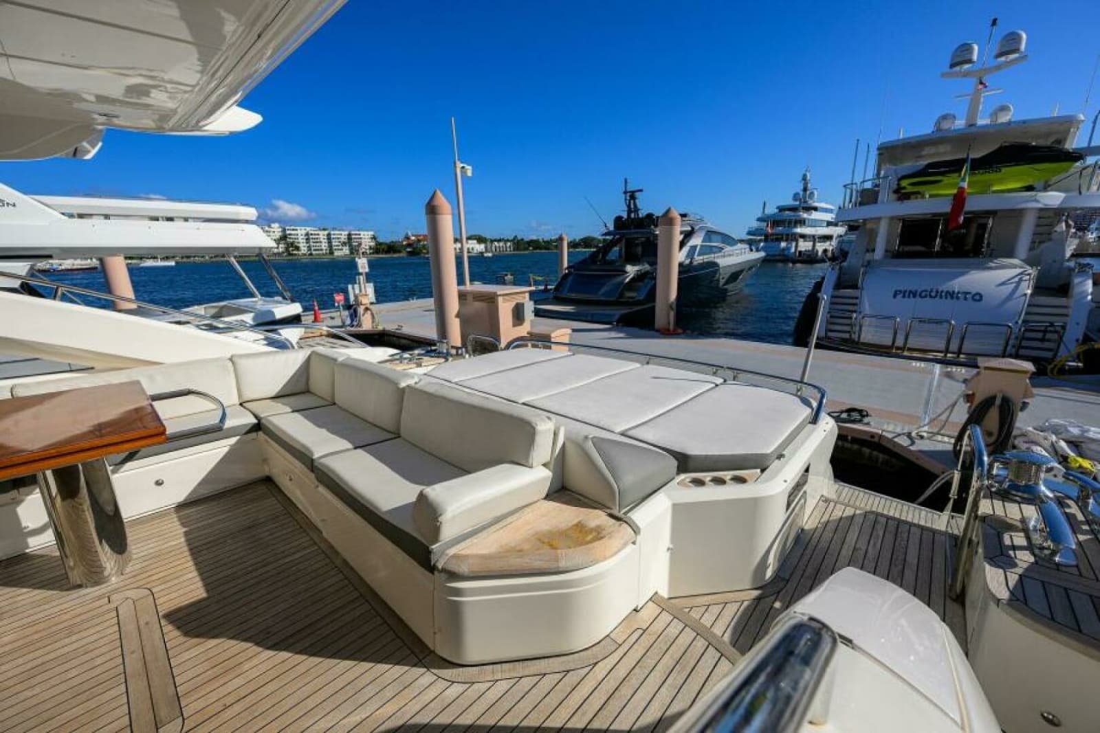 2013 Princess V72 Express Yacht - Photo 7