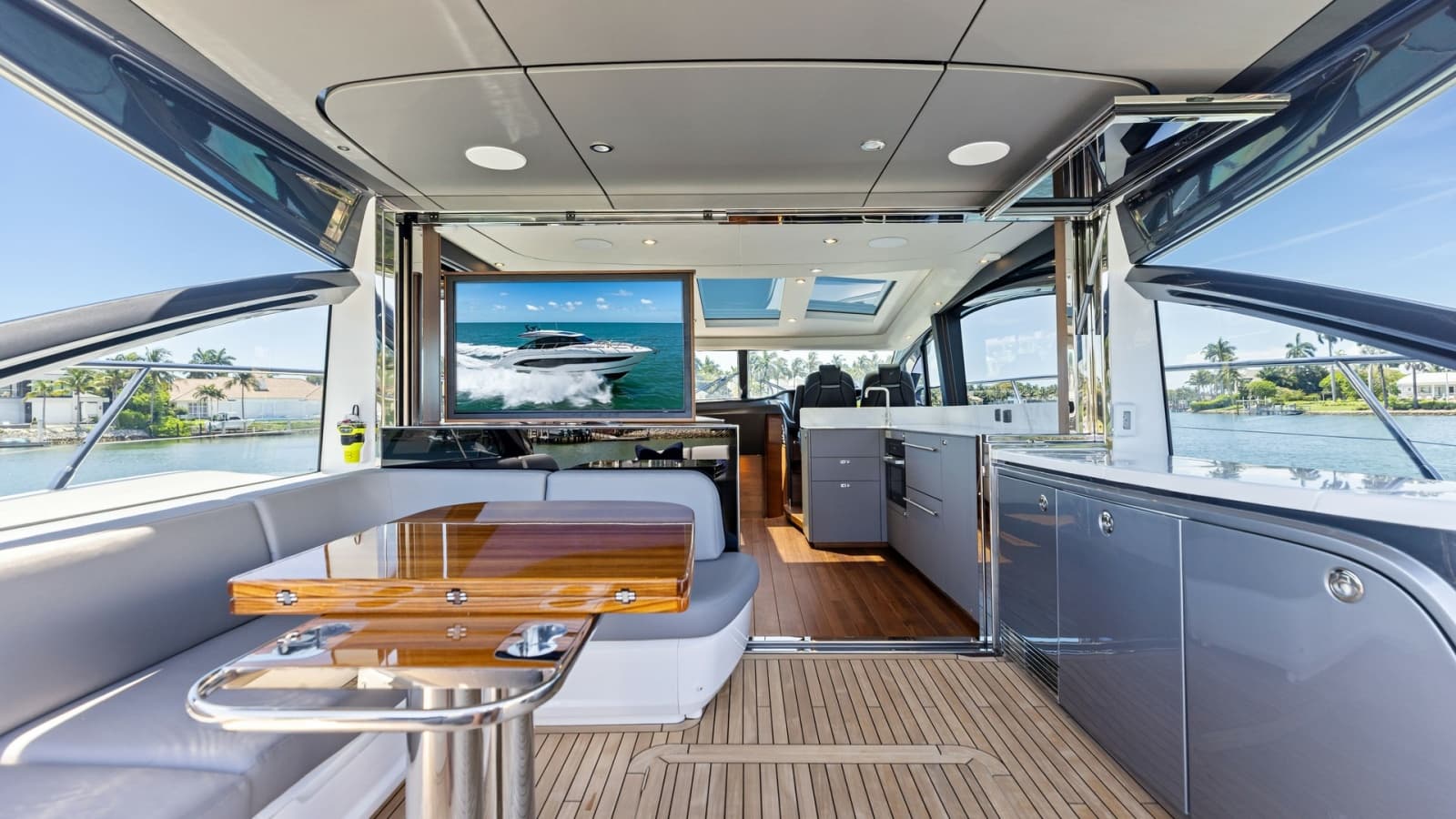2026 Princess V55 - Photo 2