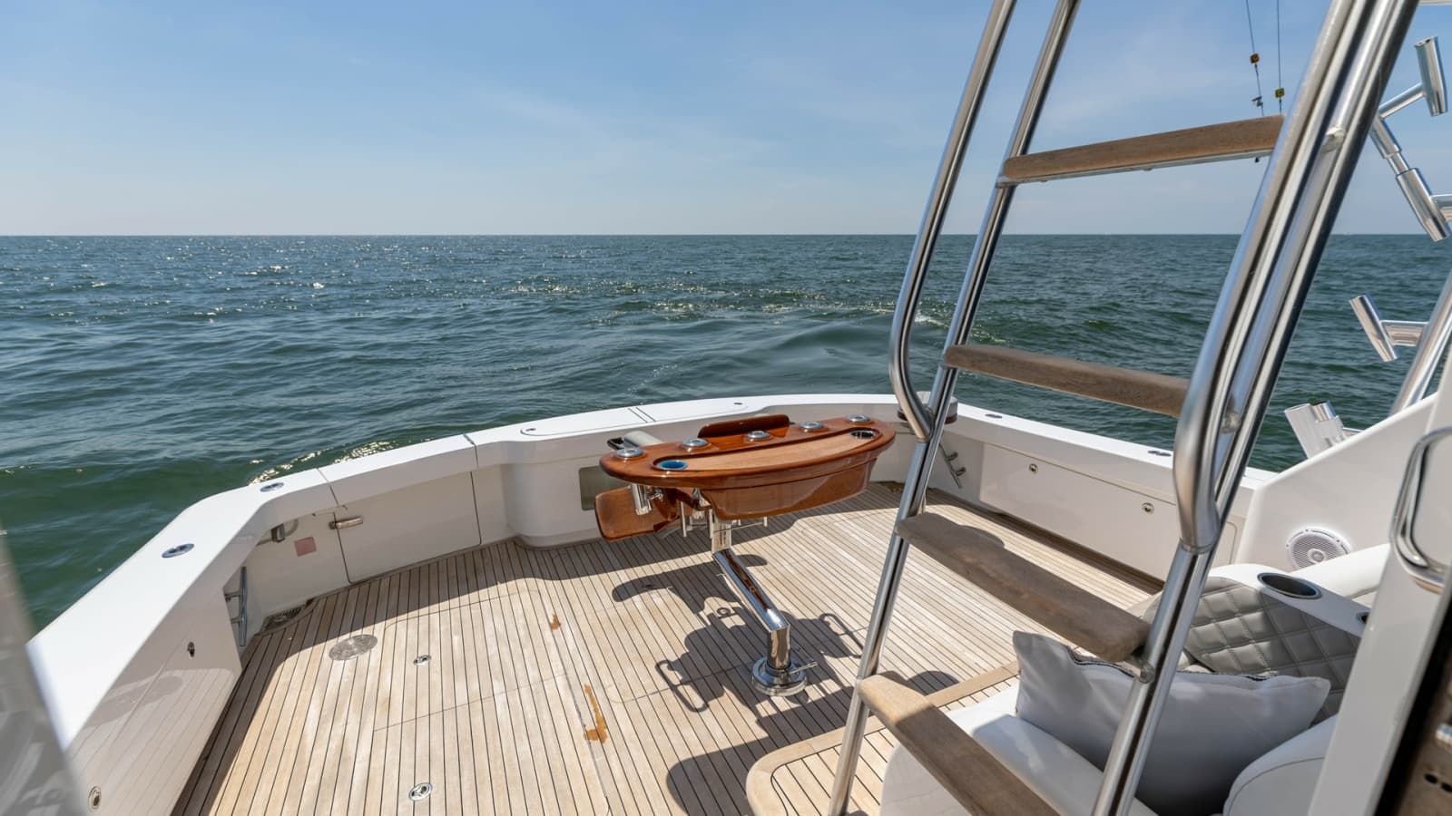 2020 Viking 62 Convertible - Photo 36