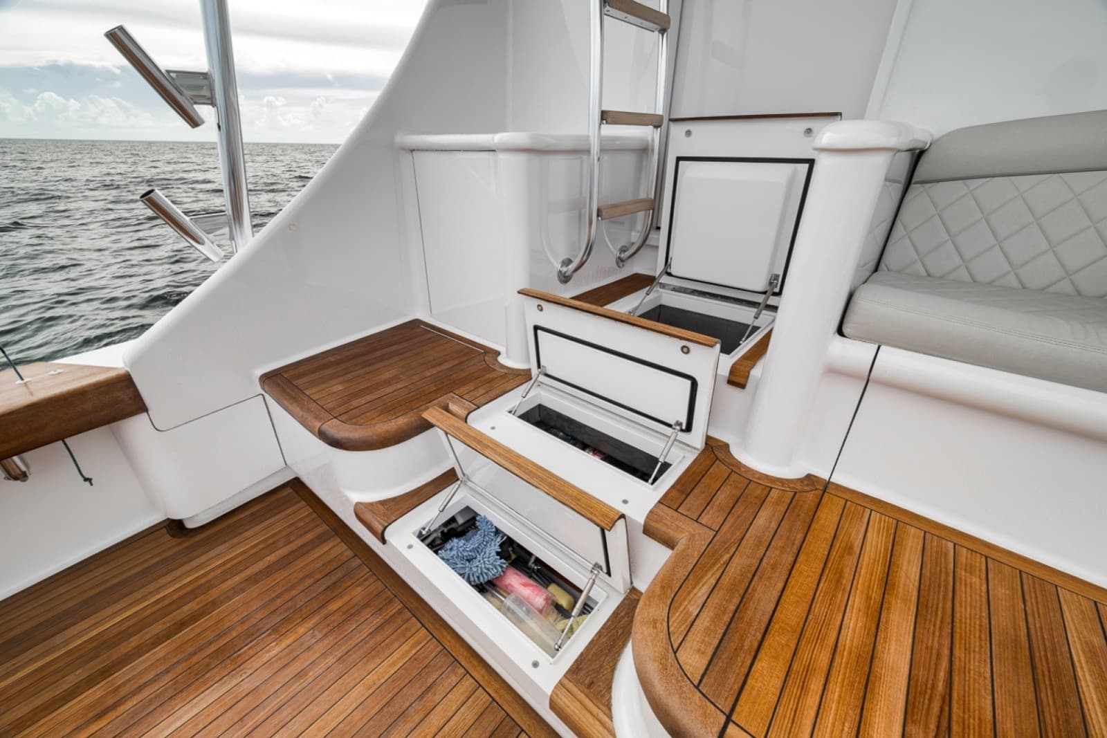2021 Weaver 75 Convertible - Photo 12