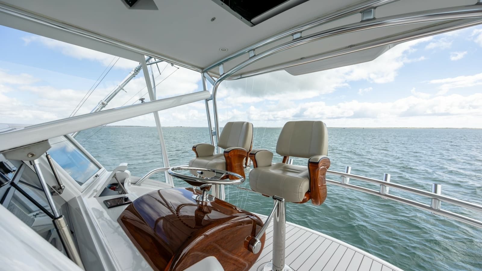 2008 Winter Custom Yachts 62 Sportfish - Photo 3