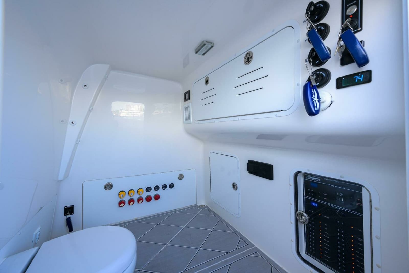 2023 Invincible 46 Catamaran - Photo 7
