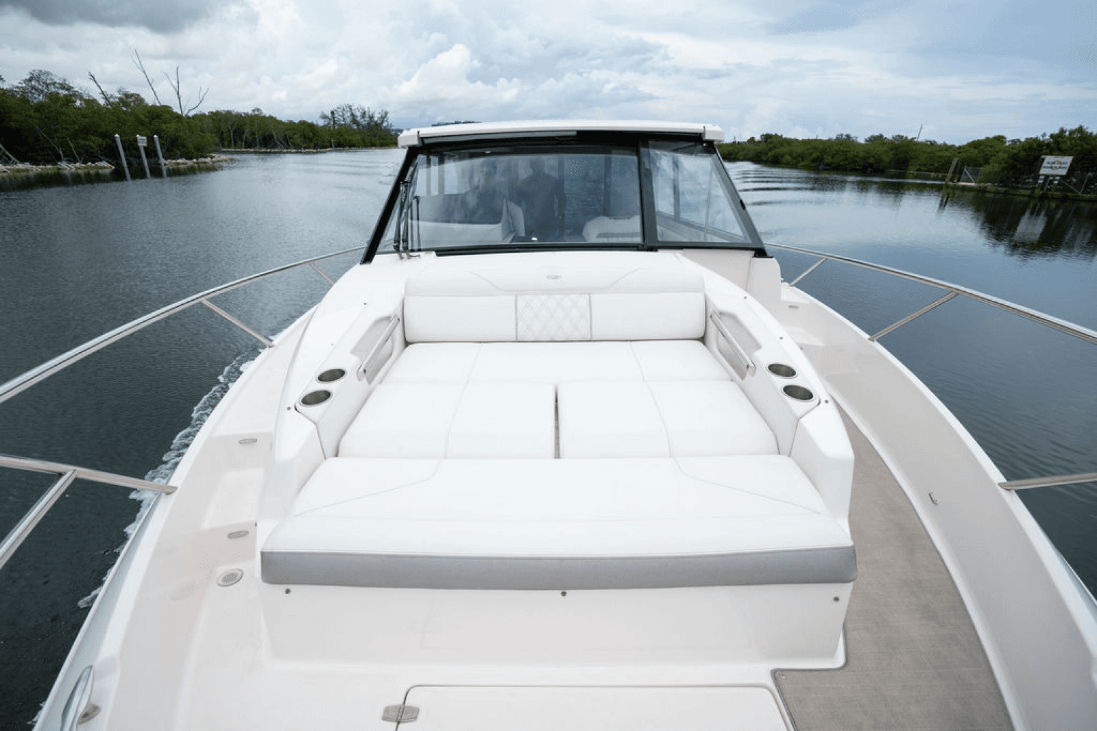 2021 Regal 36 OX - Photo 21