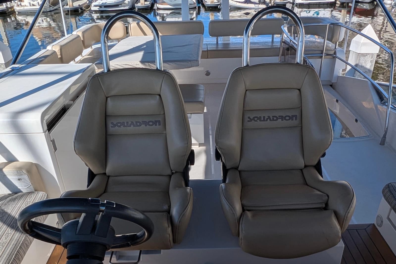 2010 Fairline Squadron - Photo 16
