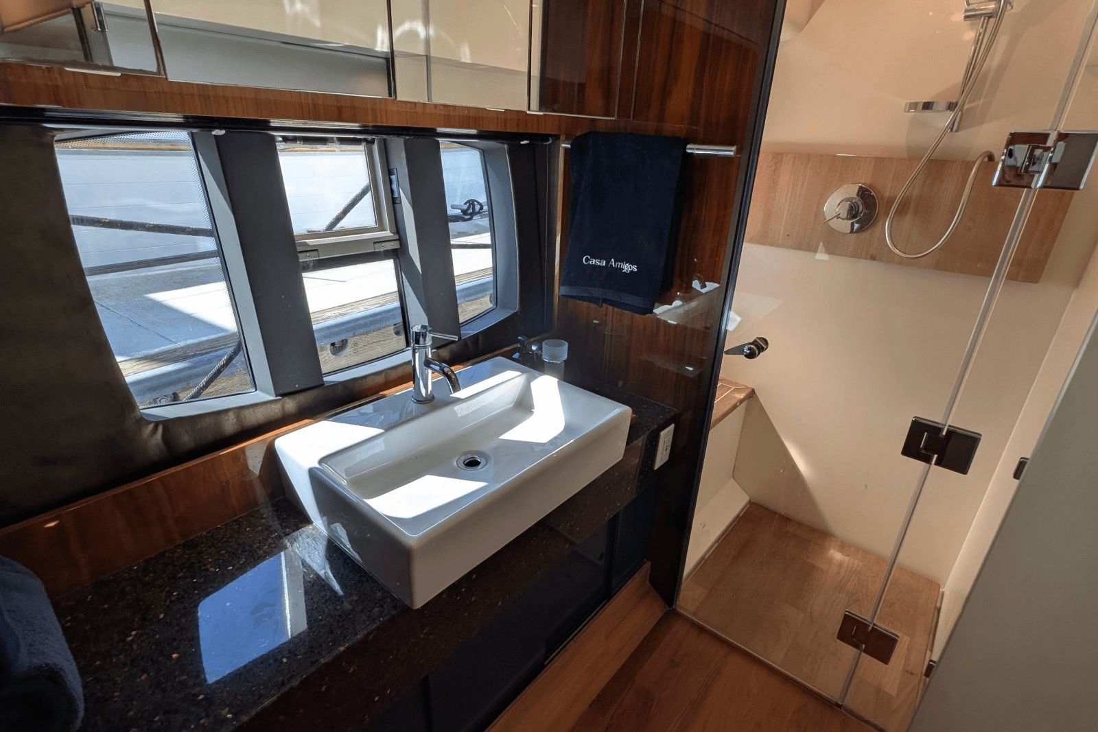 2010 Fairline Squadron - Photo 40