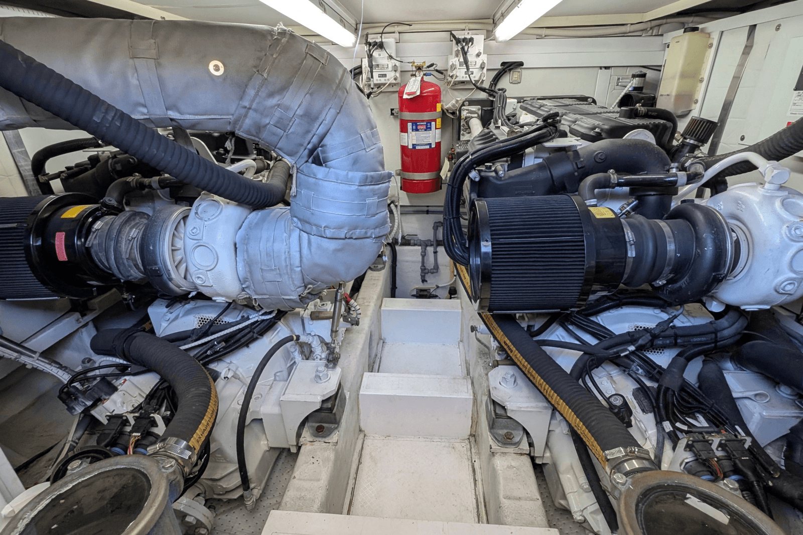 2010 Fairline Squadron - Photo 52