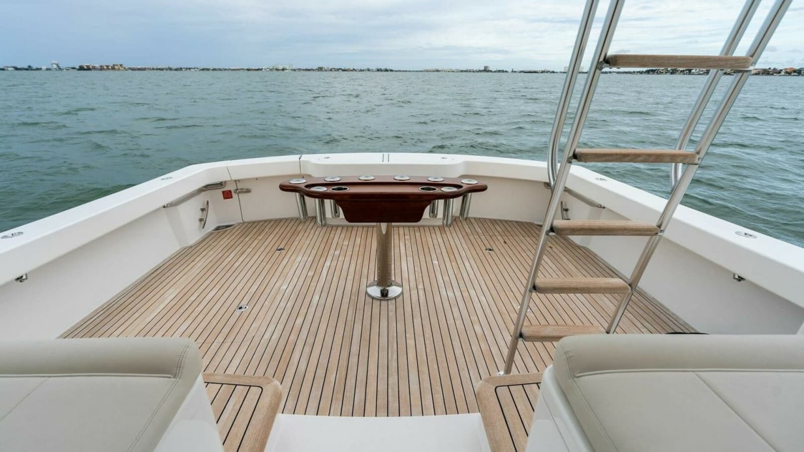 2021 Viking 46 Billfish - Photo 29