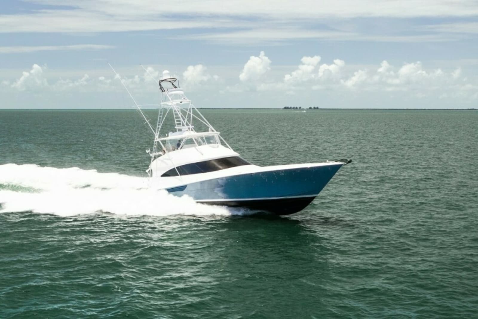 2018 Viking 72 Convertible - Photo 62