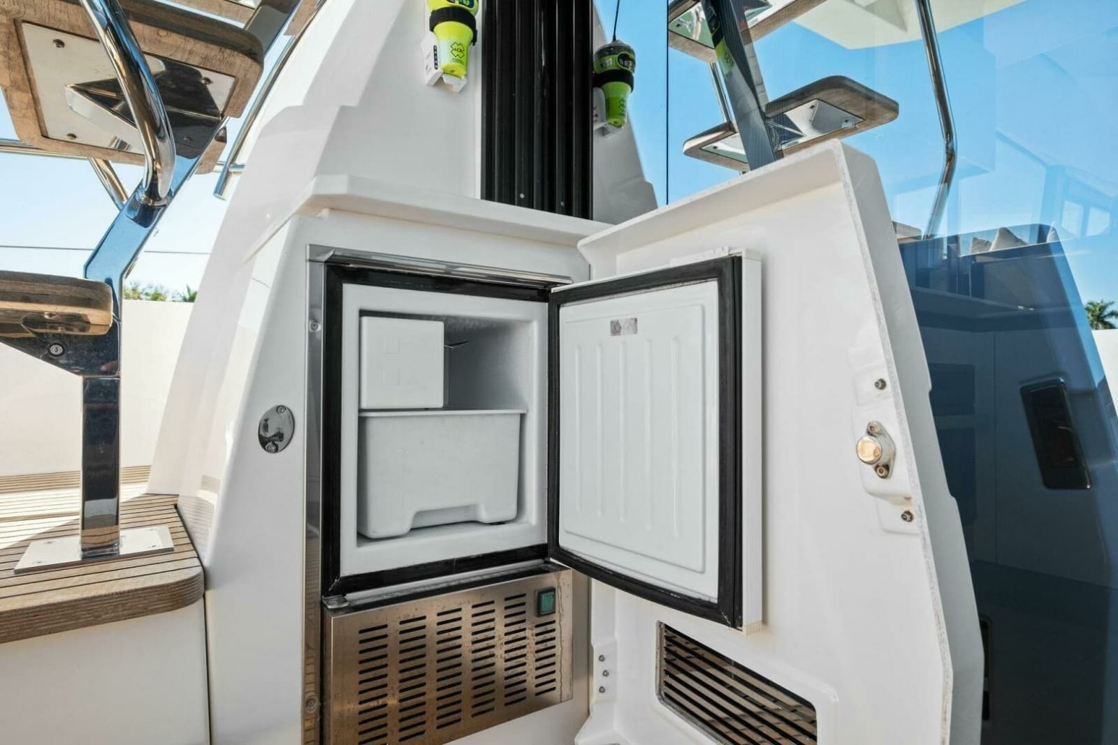 2022 Prestige 520 Flybridge - Photo 51
