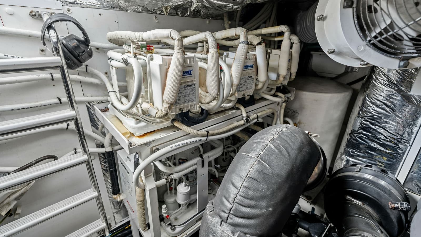 2016 Princess 64 Flybridge - Photo 97