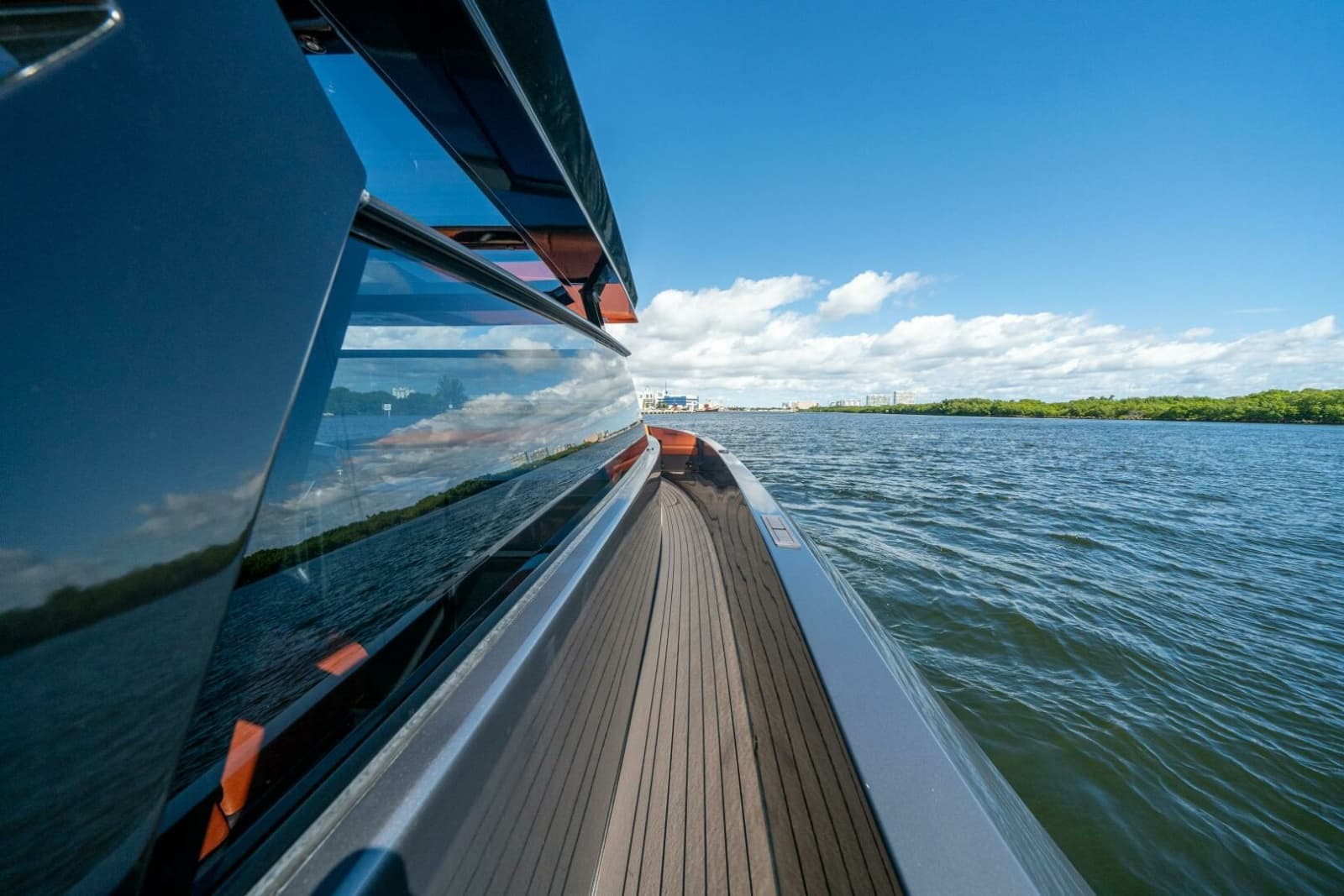 2022 Vanquish Yachts VQ45 - Photo 21