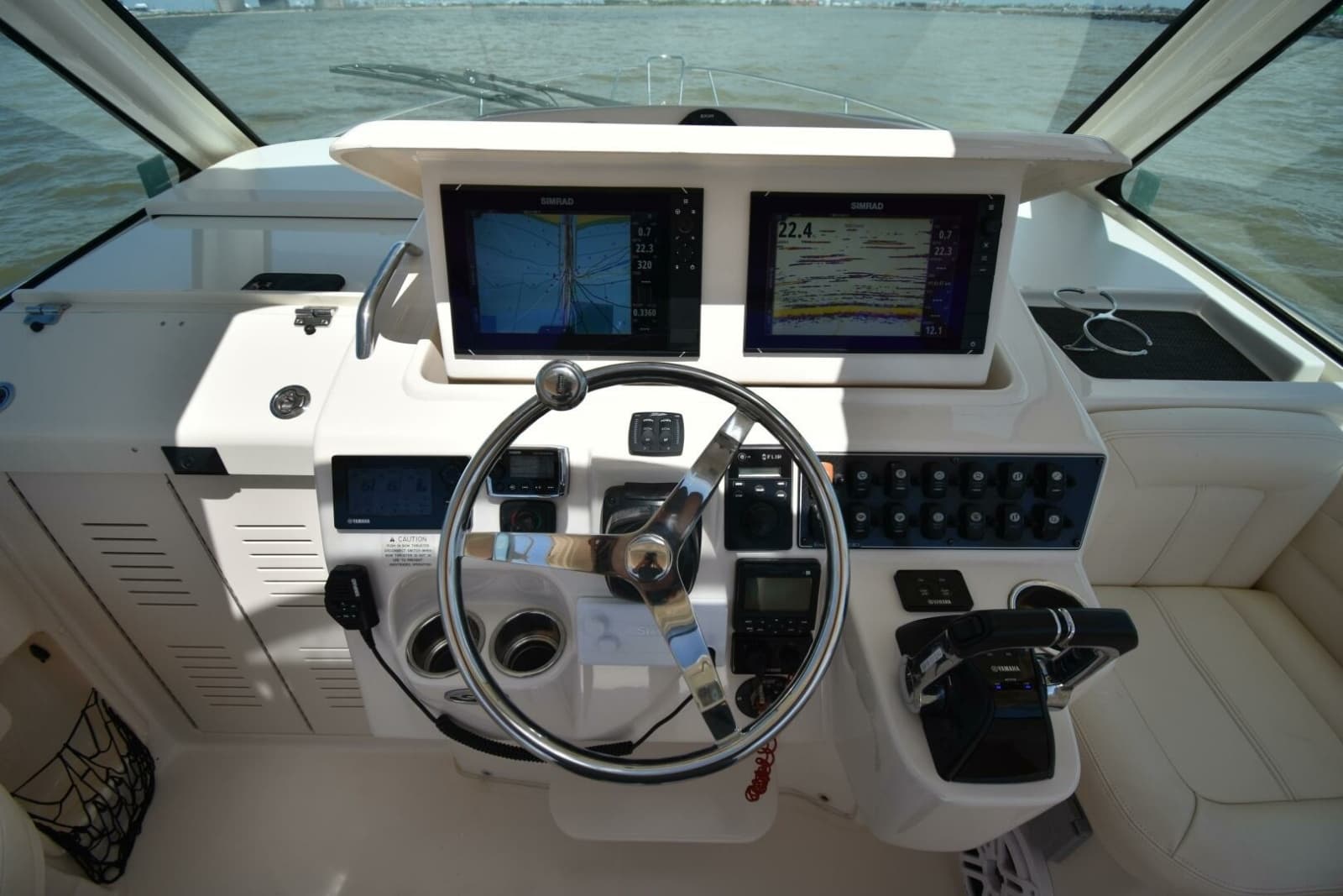2016 Grady-White 330 Express - Photo 3