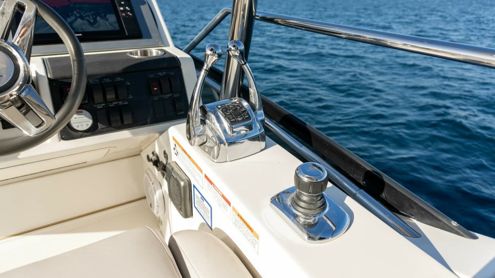 2017 Sea Ray 51 Flybridge - Photo 32
