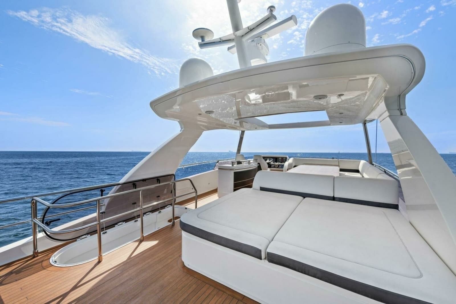2015 Princess 72 Motoryacht - Photo 12