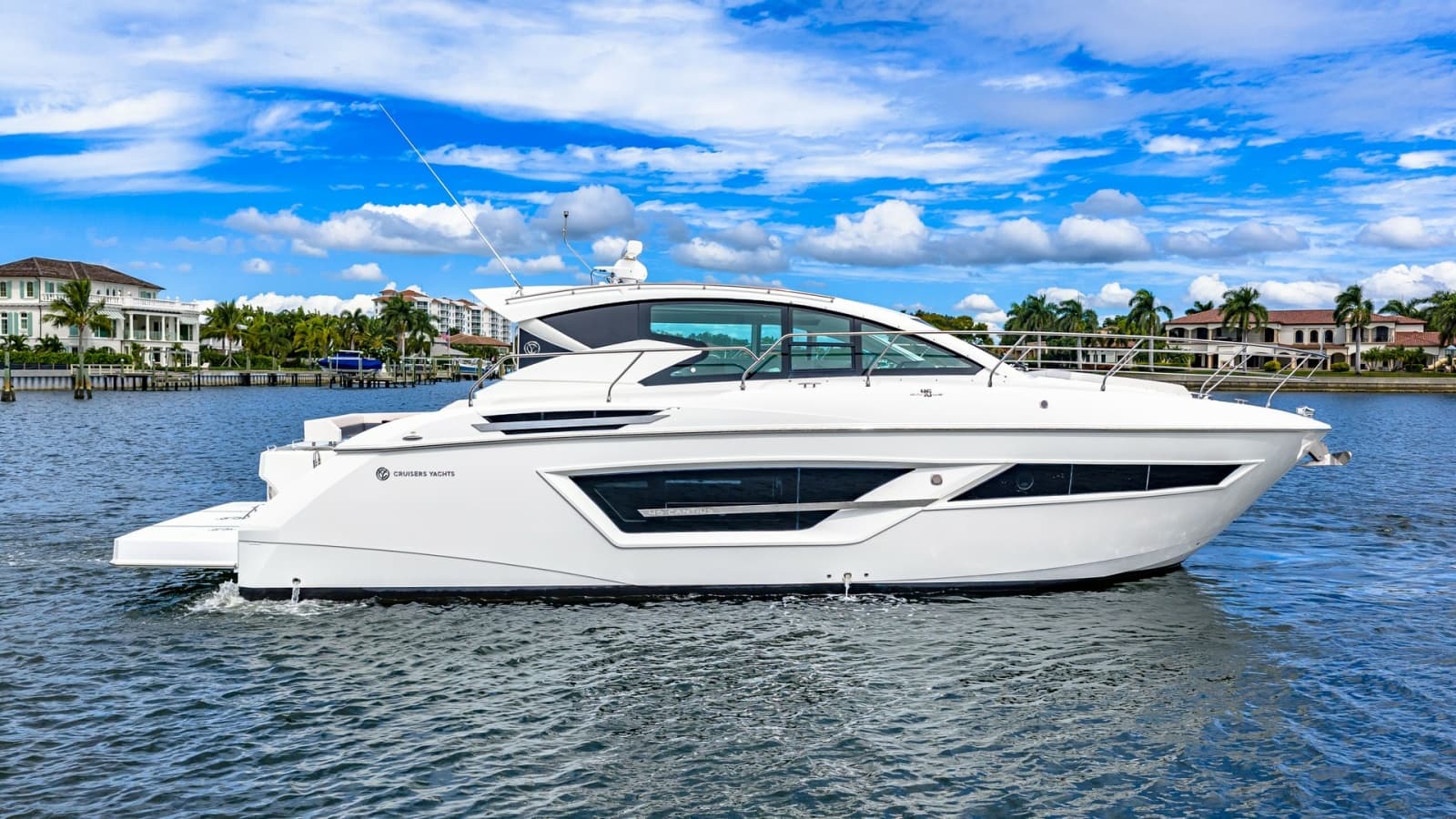 2019 Cruisers Yachts Cantius 46 - Photo 50