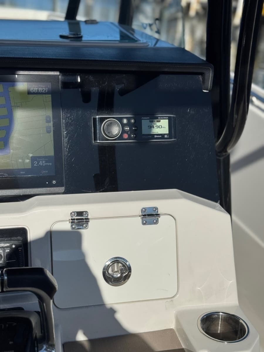 2021 Sailfish 29 Center Console - Photo 9