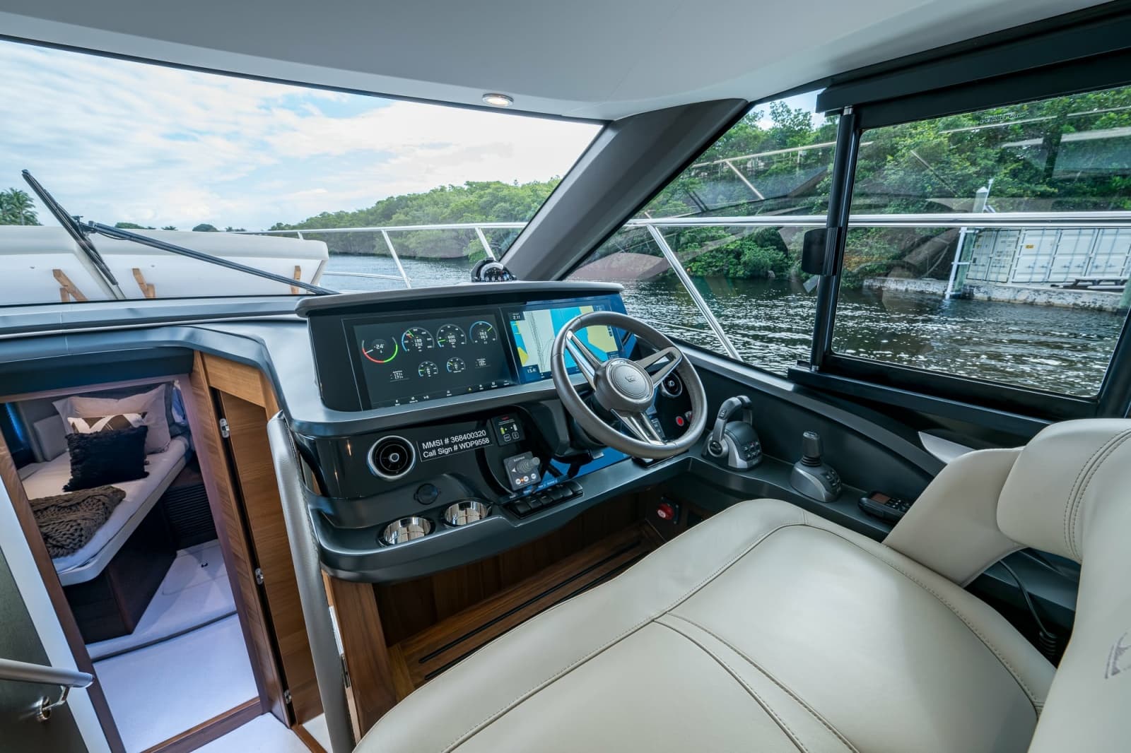 2025 Princess F45 - Photo 35