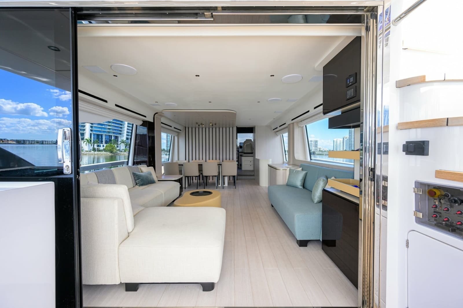 2024 Azimut Fly 78 - Photo 21