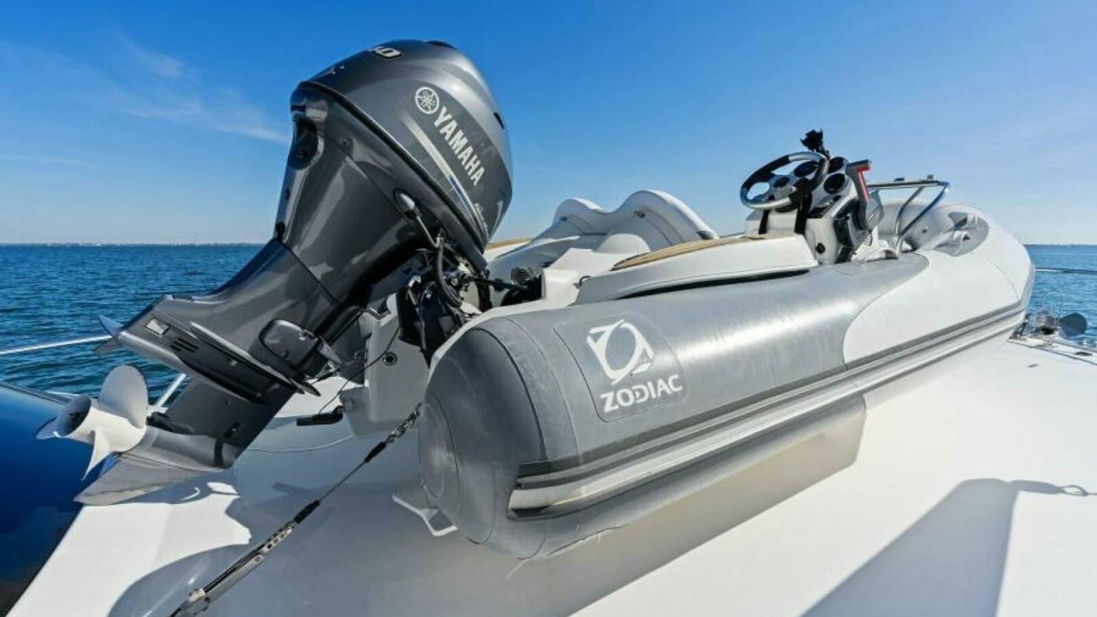 2013 Viking 55 Convertible - Photo 59