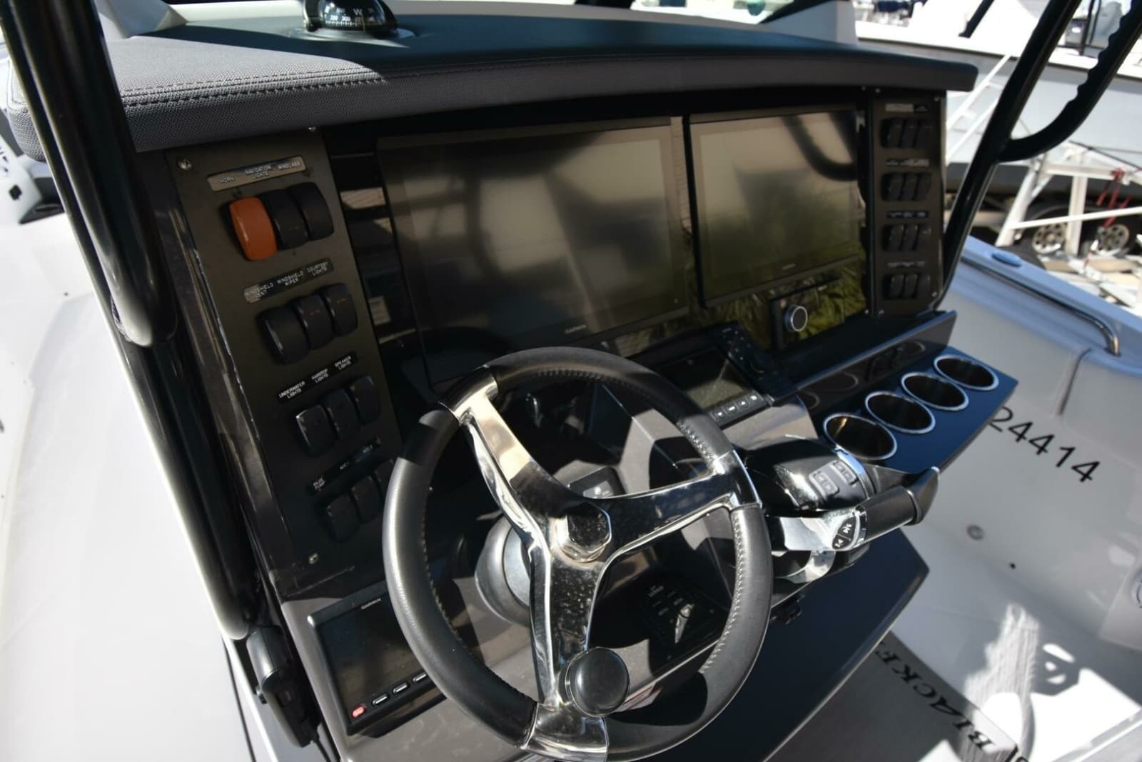 2021 Blackfin 332 - Photo 16